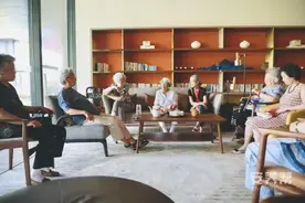 老年人去养老院，到底有什么利弊？图片