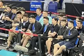 从三连胜到二连败，蔡斌出任女排国家队主教练到底发生了什么？图片