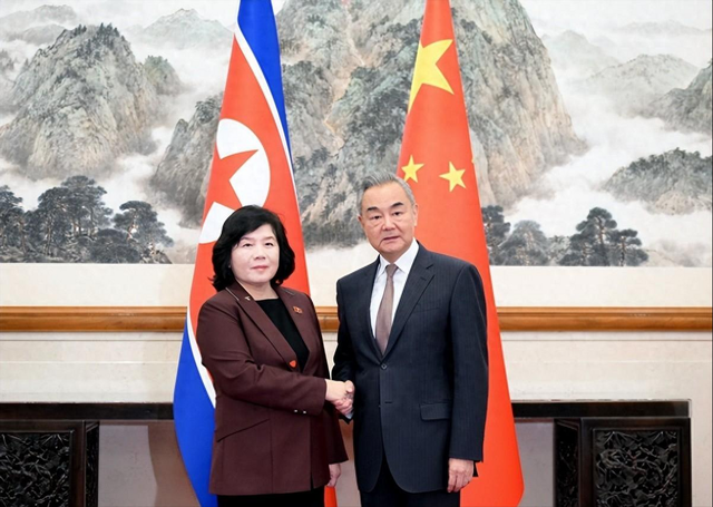 中方高规格出席朝鲜阅兵释放什么信号