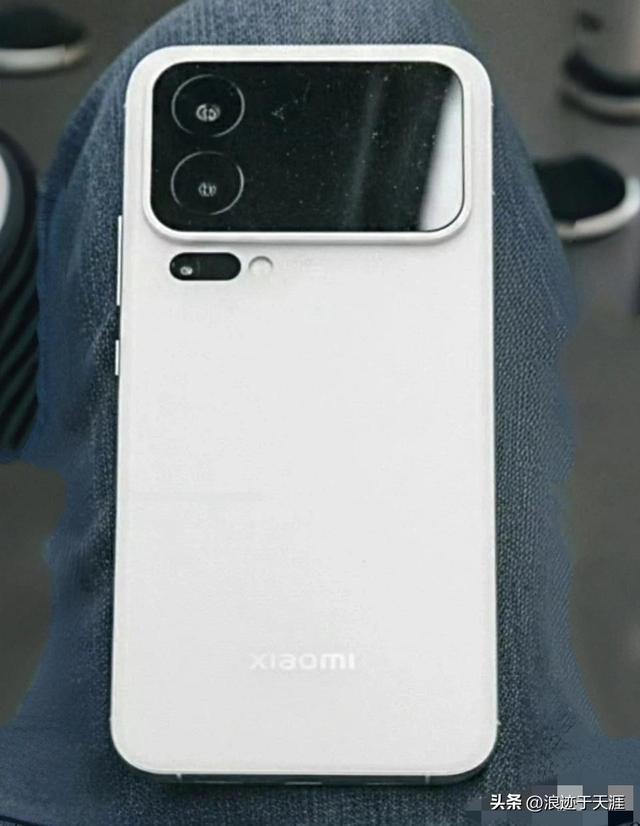 你看好小米17副屏设计吗