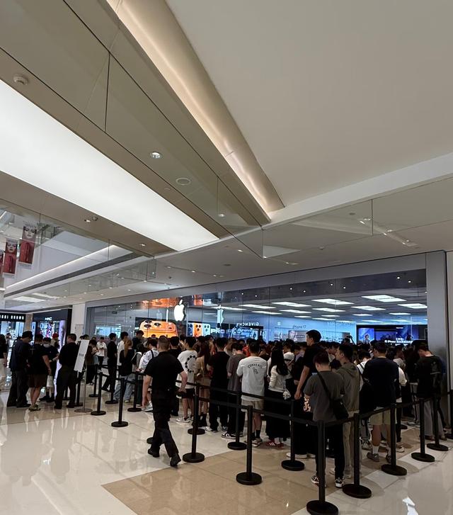 你会买万元手机吗
