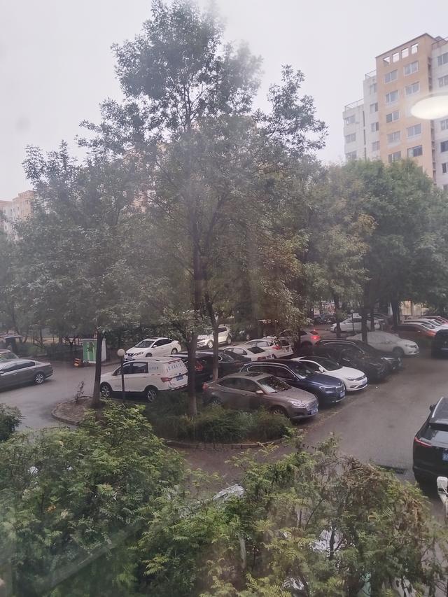北京降温你穿秋裤了吗