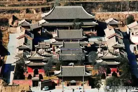 民间传说朱允炆与乐都瞿昙寺有关，主要依据有以下几点图片