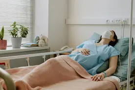 我总有一种不好的预感，就是消失近两年的“新冠”病毒图片
