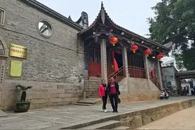 你信不信？如果出门长途旅行，最好别邀约三朋好友一道出行...图片