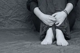 情感支招】朋友父亲离世，这些暖心话语帮你传递深情安慰！图片