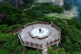 刚从三清山回来，景色真的超赞！ 这份超详细的图片