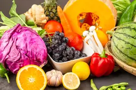 怀男孩几个月开始变丑？变黑、长斑、身材走样3个月就...图片