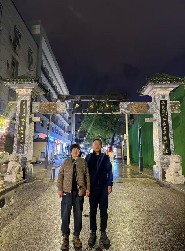 文/任天义：乙巳秋登黄鹤楼记：融古今风华，抒一家情衷
