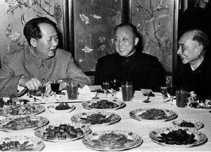 1939年，卫立煌想参加共产党，秘书告诉刘少奇，刘：你胆子不小啊