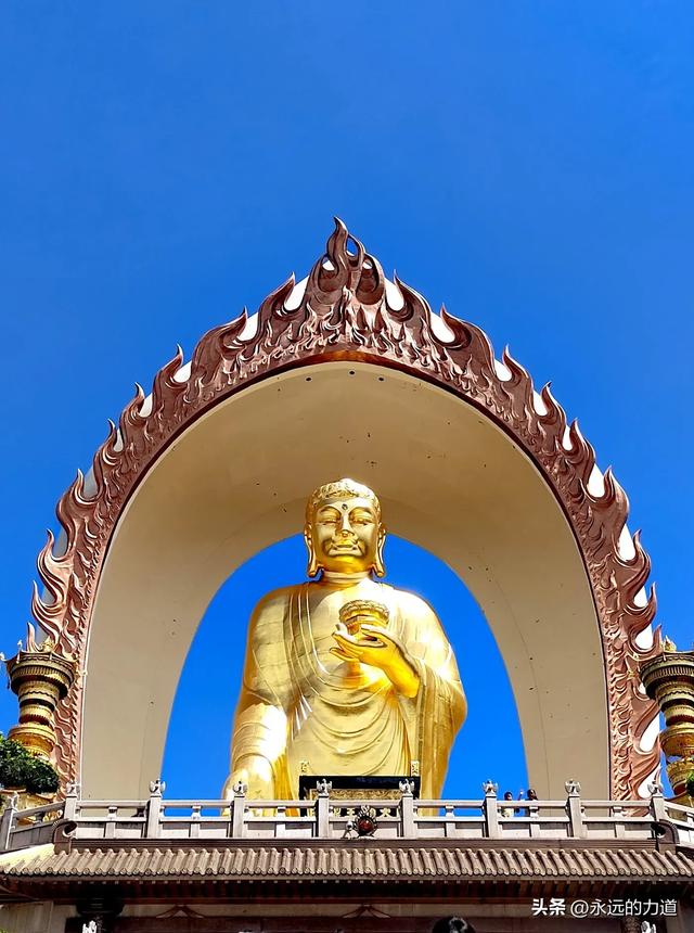 东林大佛&东林寺，在大佛脚下休憩