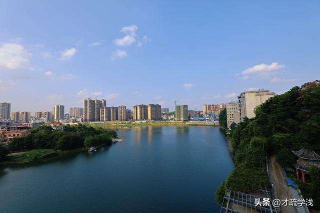 一座县城的时光褶皱—81岁父亲游隆回