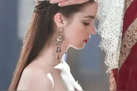 太惊艳!欧美界澳大利亚第一美女Adelaide Kane多才多艺的女艺人!图片