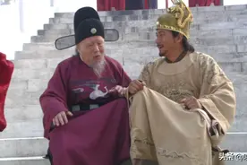 汤和63岁时交出兵权，厚着脸皮要赏赐，朱元璋听后大笑不已图片