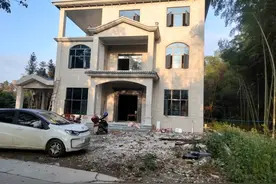 梦到父亲死而复生图片