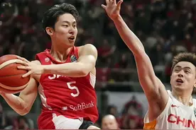 男篮亚洲最强5大后卫！赵睿排第四，杨毅盛赞一人，廖三宁潜力大图片