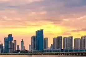 ​毕业了才舍得分享的高中网课老师🐾 相信大家都听说...图片