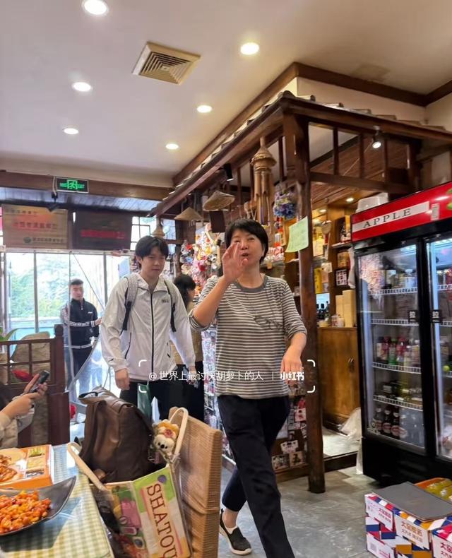 你见过王楚钦赛场外的样子吗