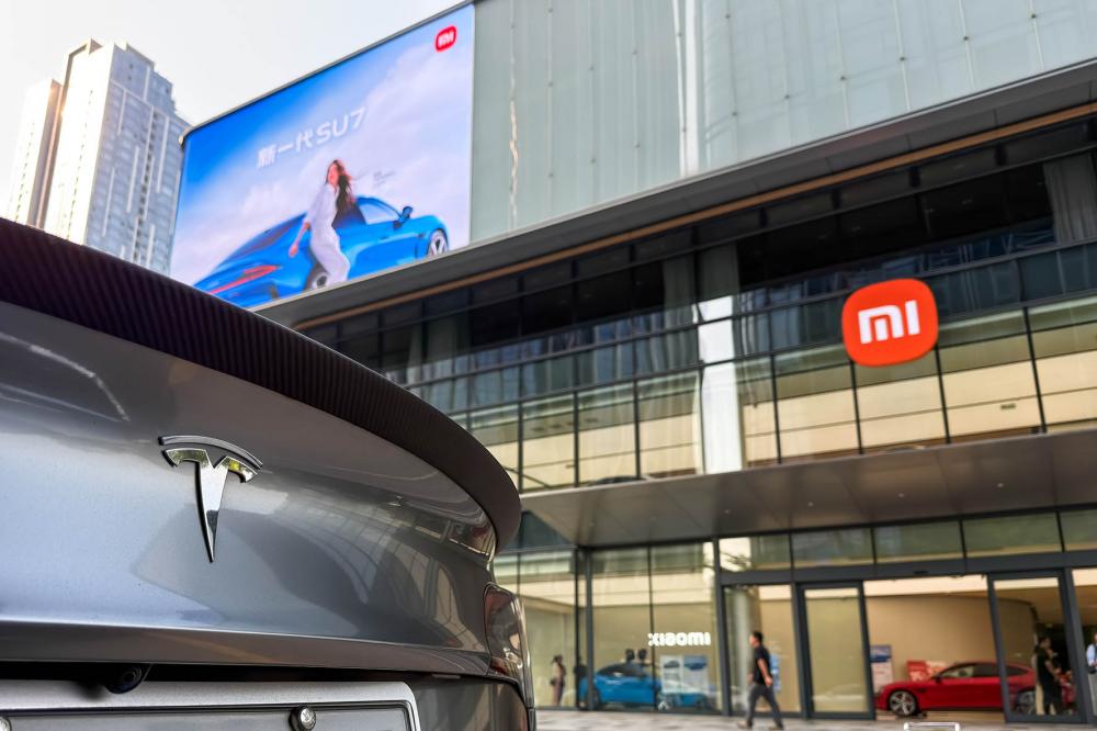 新能源汽车_产品依赖爆款_小米汽车渠道下沉滞后