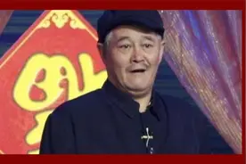 赵大牛模仿老爸赵本山，这两人简直一个模子刻出来的，也太像了！视频封面