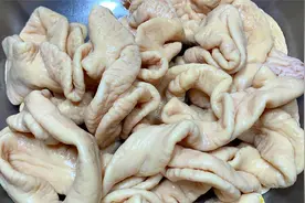 年夜饭卤肥肠的家常做法，步骤详细，香辣爽口，下酒又下饭