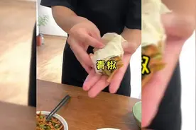 男人出门喝酒前的准备工作？对着老婆一顿讨好，好吃好喝好伺候！视频封面