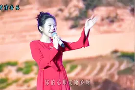 吴采乐-《桃花红杏花白》，经典民歌，采乐演唱的悦耳动听！视频封面