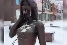 575. 盘点北方的冬天有多冷，矿泉水晃一下秒结冰，铁杆冻的直哆