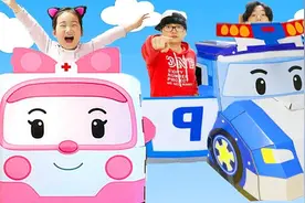 爸爸用纸箱做了一个超级飞侠玩具车，超级好玩，太逼真了！视频封面