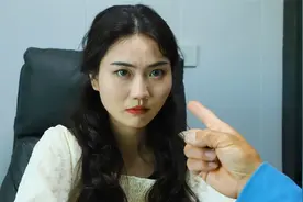 妻子打麻将整夜不回家，丈夫怒了，用这招惩治她，太解气了视频封面