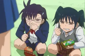 偷偷穿哥哥的衣服，结果被发现？！原来女高中生也这么沙雕？