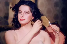 意大利顶级美人，人间尤物，身材傲人，女人味十足，心已被俘获啦视频封面