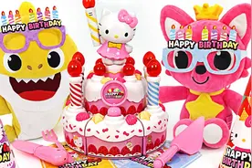 鲨鱼宝宝来给碰碰狐庆祝生日，还给她唱了生日祝福歌，好开心啊视频封面