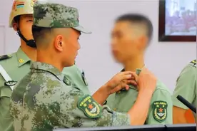 警示！私自购买手机泄密，解放军一战士降衔受处分，提前退出现役视频封面