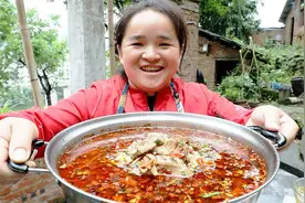 水煮腰子和肝，把握好两点肝嫩腰脆，苗大姐边吃边赞美视频封面