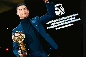 Factos4.0！C罗：FIFA最佳等奖项正失去可信度 疑似嘲讽梅西不配视频封面