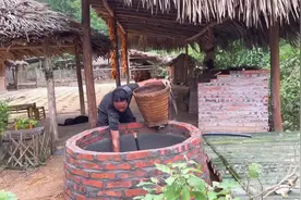 冬季山泉水变少，院子里修建一个蓄水池很有必要，还可以净化水质