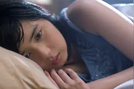 漂亮女保姆和男主人偷情，被害后阴魂不散，泰国恐怖片《鬼女佣》