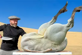 见识一下，迪拜土豪的大厨怎么把一只鸵鸟做美食，烹饪不放一滴水