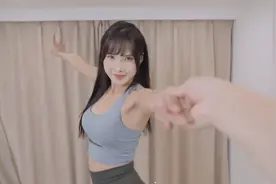 《别跑_美女在追你》第二章：一下回到初恋的感觉.mp4