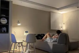 韩国独居宅女的一天有多自律？视频封面