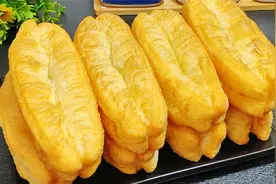 1斤面粉1个鸡蛋，教你在家炸油条，蓬松酥脆个个空心，太解馋了视频封面