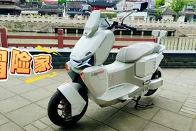 台铃冒险家电动车评测，电摩六边形王者，三电池顶配实现真长续航视频封面