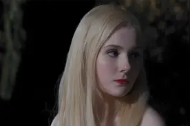 阿比盖尔·布蕾斯琳：阳光小美女，颜值即亮点视频封面