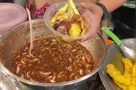 普吉岛旅游省钱全攻略：100元水果吃到撑，这些地方你必须去！视频封面