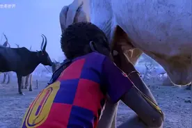 和牛同吃同住的非洲原始部落原始部落牛非洲视频封面