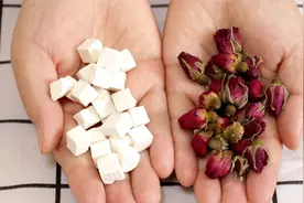 玫瑰花加茯苓，作用太厉害了，试了3天真管用，方法简单省钱实用