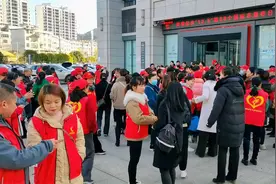 爱的传递！让“湖南雷锋志愿者证”为弘扬志愿精神发挥重要作用视频封面
