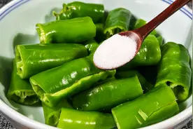 炒辣椒，切记别直接放油炒，教你饭店不外传的秘诀，好吃又下饭