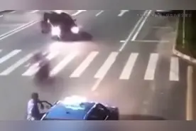 惨烈高能车祸，明天和意外谁都不知道哪个先到 (1)视频封面